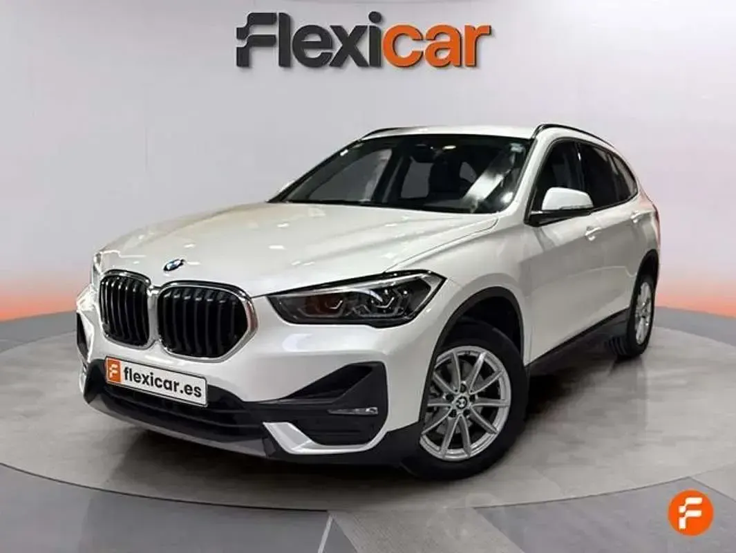 Usado BMW X1 150 CV (110 kW) 2020 Blanco SUV