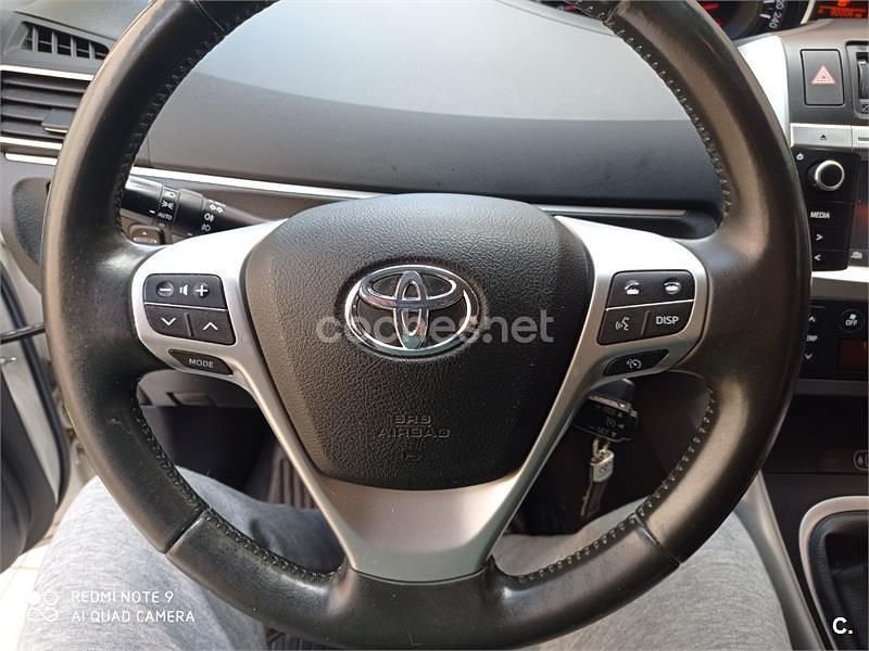 Usado Toyota Verso Advance 132 CV (97 kW) 2015 Blanco Monovolumen