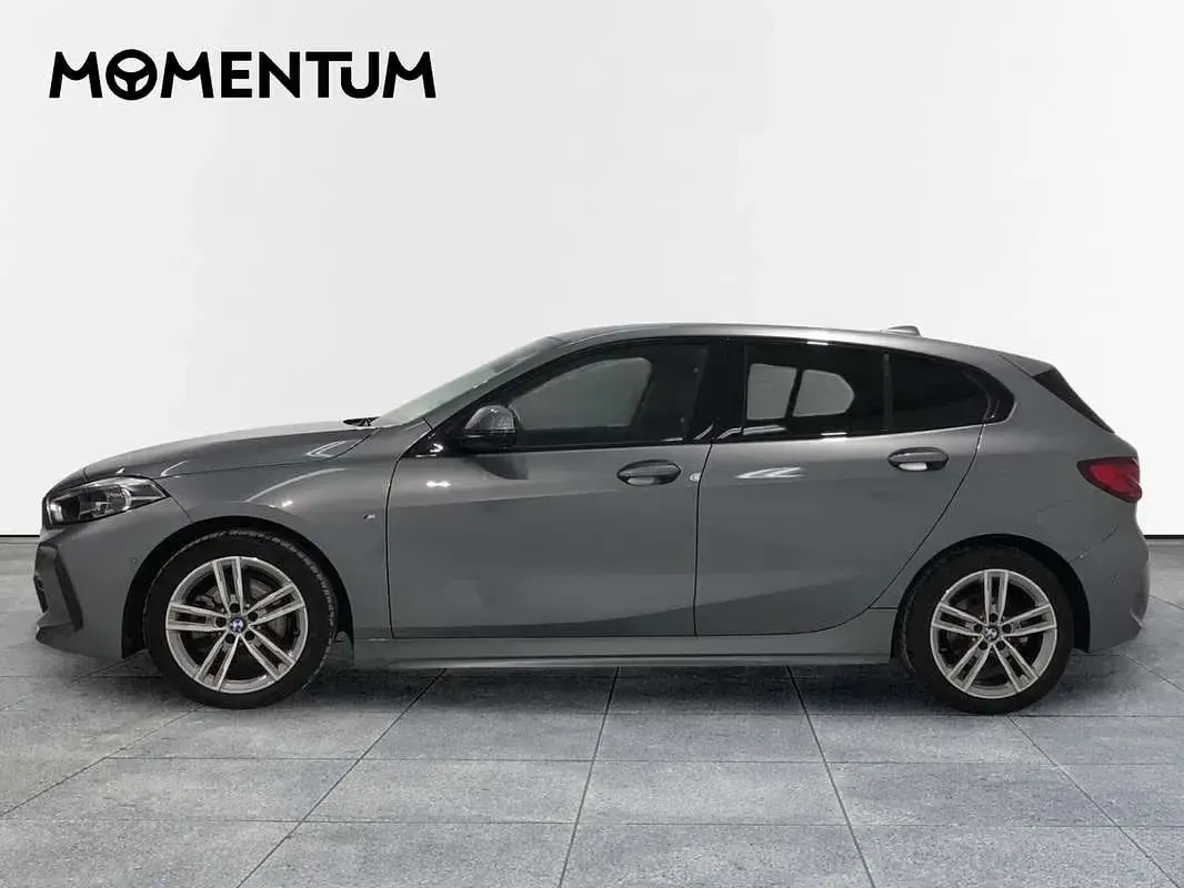 Usado BMW 118 150 CV (110 kW) 2024 Gris Utilitario