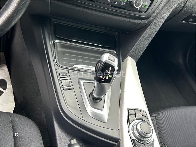 Usado BMW 318 143 CV (105 kW) 2013 Blanco Familiar