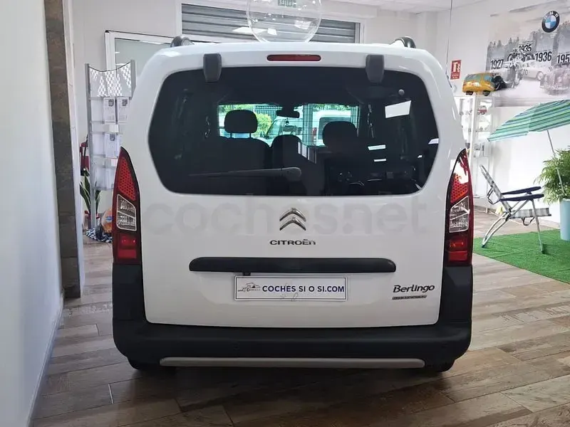 Usado Citroën Berlingo Feel 100 CV (73 kW) 2015 Blanco Monovolumen
