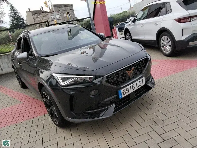 Usado Cupra Formentor 190 CV (139 kW) 2021 Gris / plata SUV
