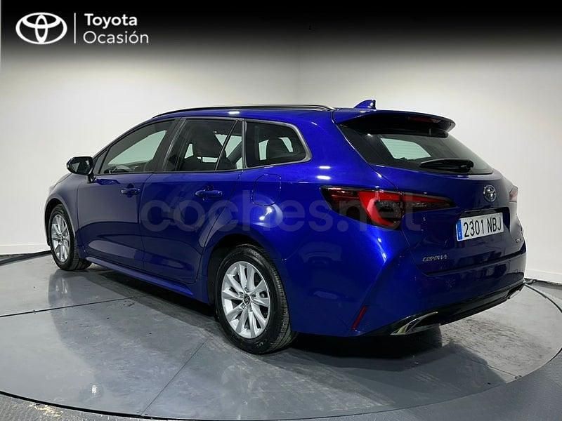 Usado Toyota Corolla Active 140 CV (102 kW) 2025 Azul Familiar