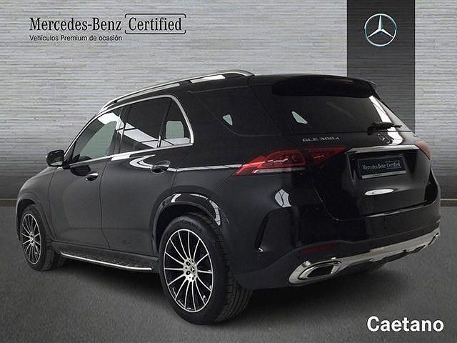 Usado Mercedes GLE300 272 CV (200 kW) 2023 Negro obsidiana