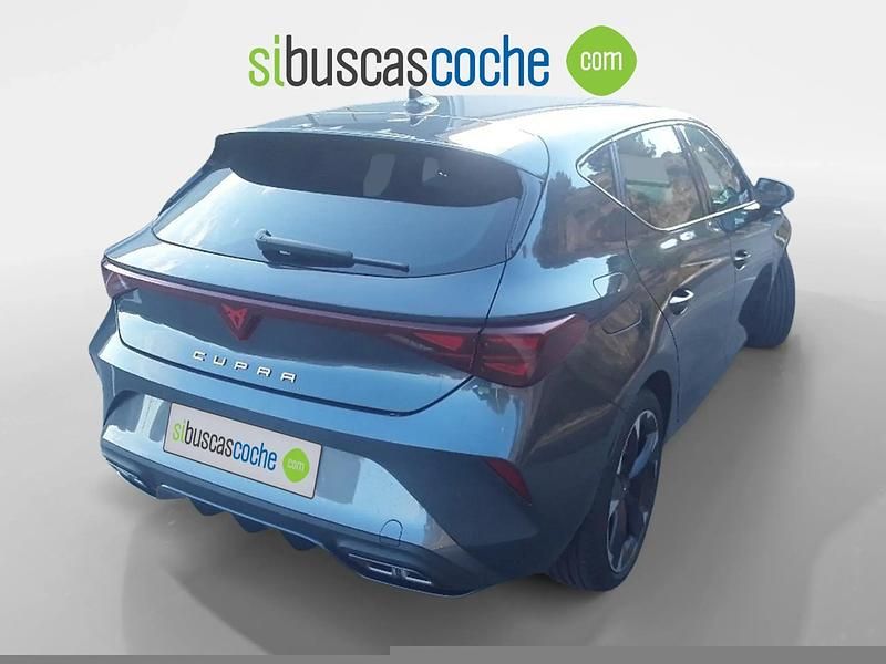 Usado Cupra Leon 150 CV (110 kW) 2024 Negro