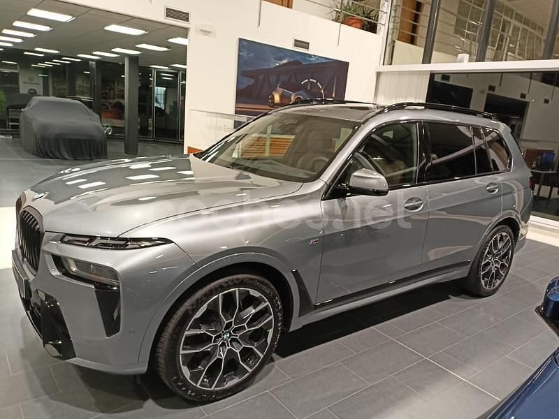Gris / plata Usado 2024 BMW X7 SUV | 89.000 € (Super precio) - Imagen 1/4