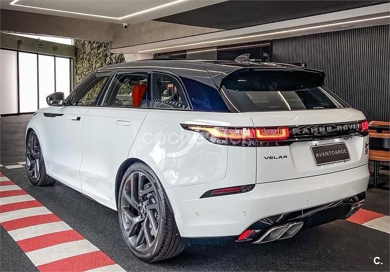 Usado Land Rover Range Rover Velar SVAutobiography 550 CV (404 kW) 2020 Blanco SUV