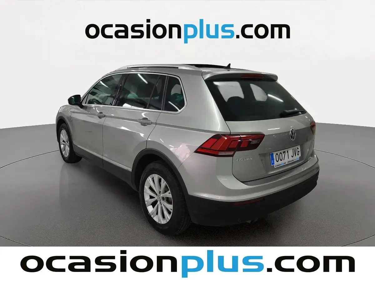 Usado VW Tiguan Advance 150 CV (110 kW) 2016 Gris plata SUV