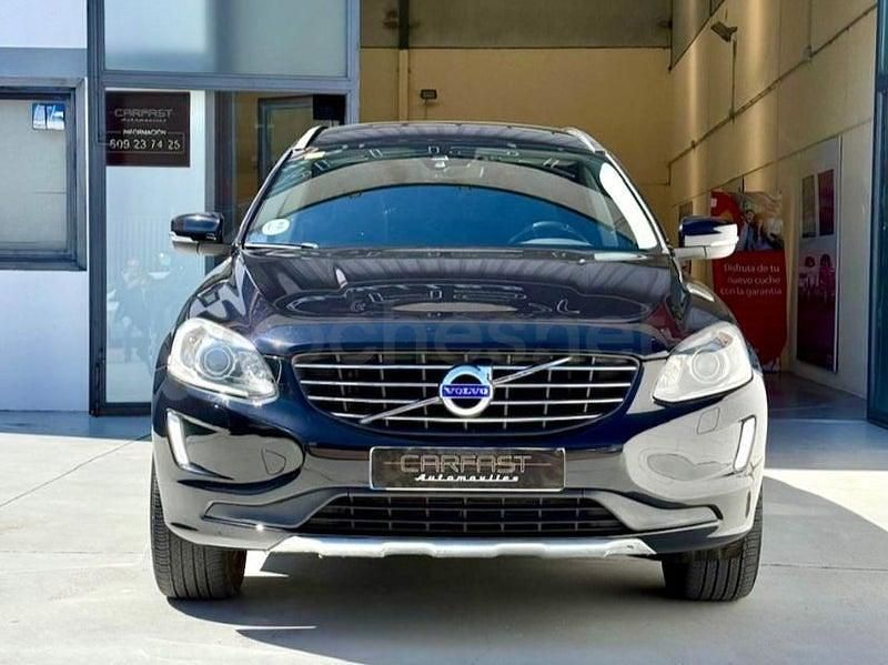 Usado Volvo XC60 Momentum 181 CV (133 kW) 2015 Negro SUV