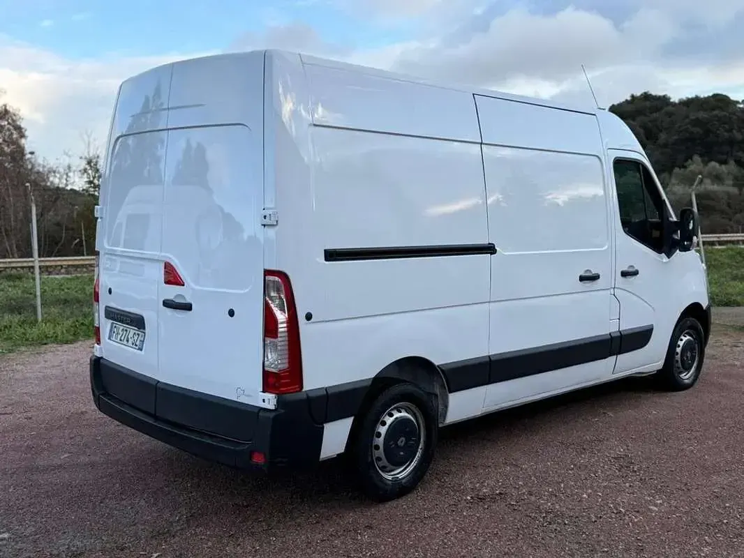 Usado Renault Master 144 CV (105 kW) 2019 Blanco Van