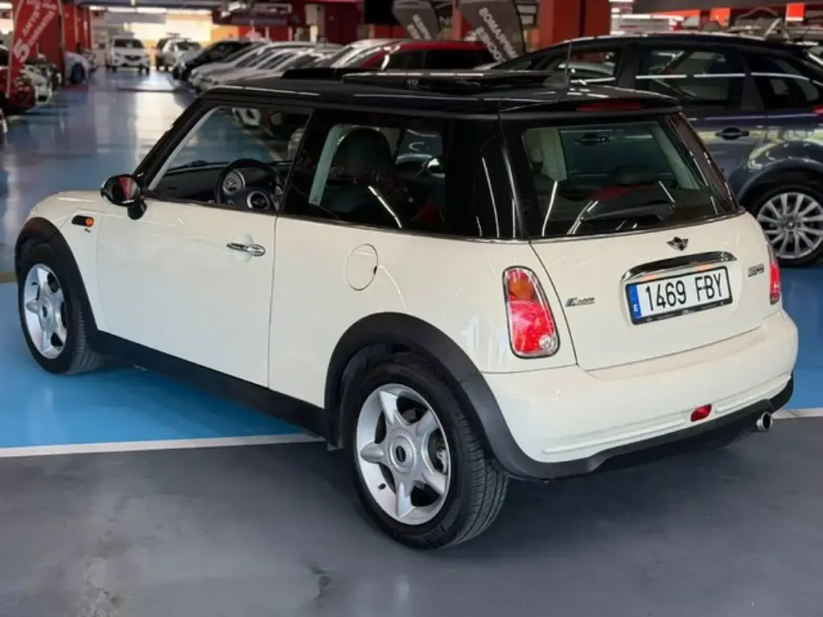 Occasion Mini Cooper 116 PK (85 kW) 2006 Beige Hatchback