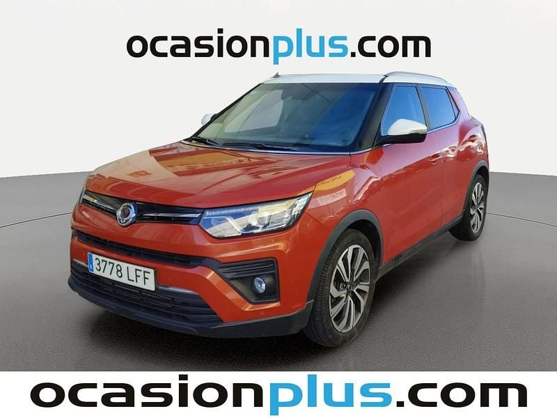 Usado Ssangyong (KGM) Tivoli Limited 163 CV (119 kW) 2020 Rojo SUV