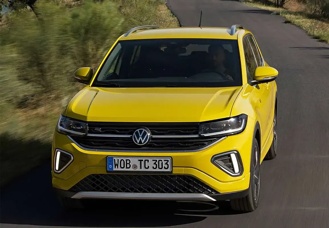 Usado VW T-Cross Edition 95 CV (69 kW) 2025 Plateado SUV