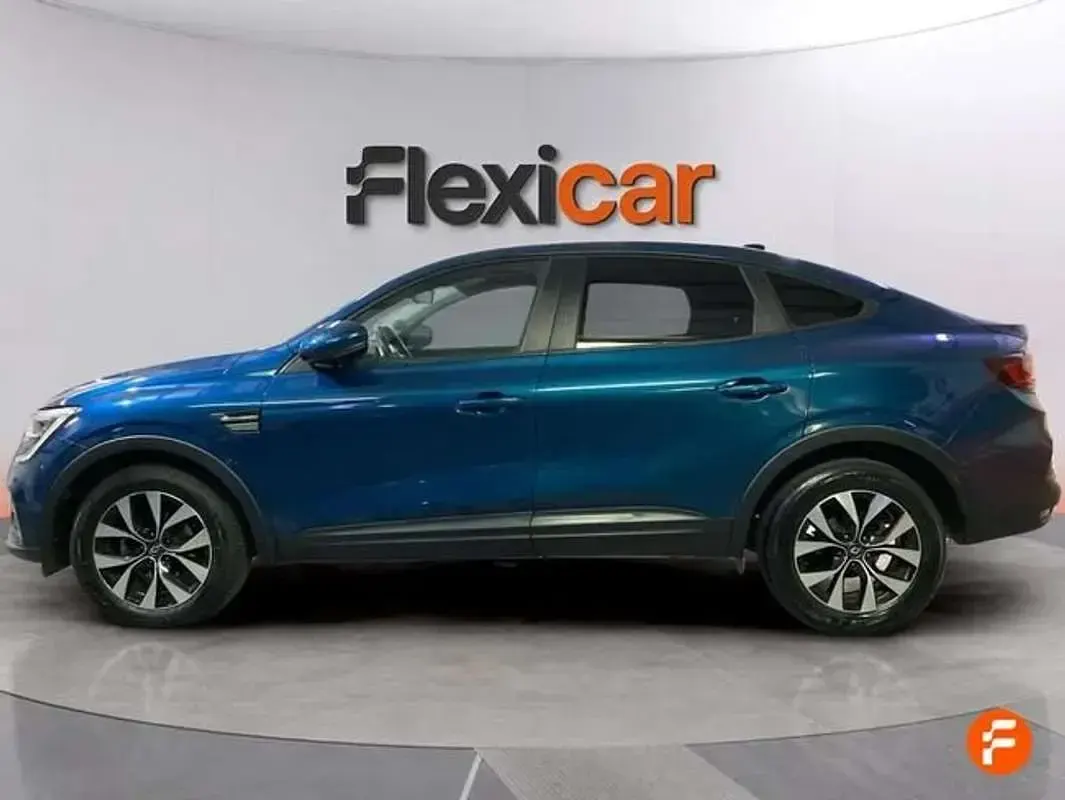 Usado Renault Arkana Evolution 140 CV (102 kW) 2023 Verde SUV