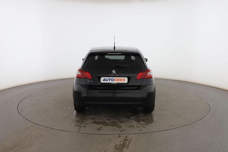 Usado Peugeot 308 Style 120 CV (88 kW) 2016 Negro Utilitario