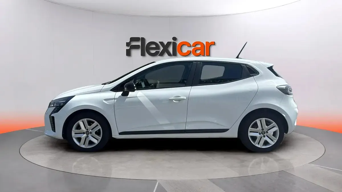 Usado Renault Clio V Evolution 100 CV (73 kW) 2025 Blanco Berlina