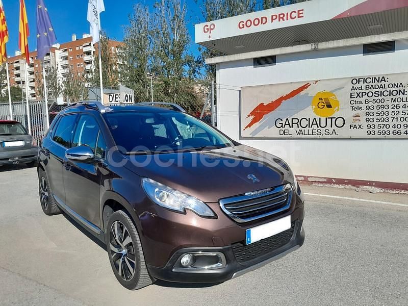 Marrón Usado 2014 Peugeot 2008 Allure SUV | 10.200 € (Un poco caro) - Imagen 1/4