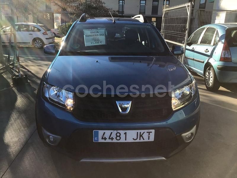 Usado Dacia Sandero Stepway 90 CV (66 kW) 2016 Azul Berlina