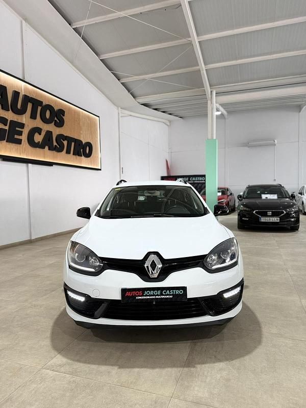 Usado Renault Mégane III LIMITED 110 CV (80 kW) 2014 Blanco Familiar