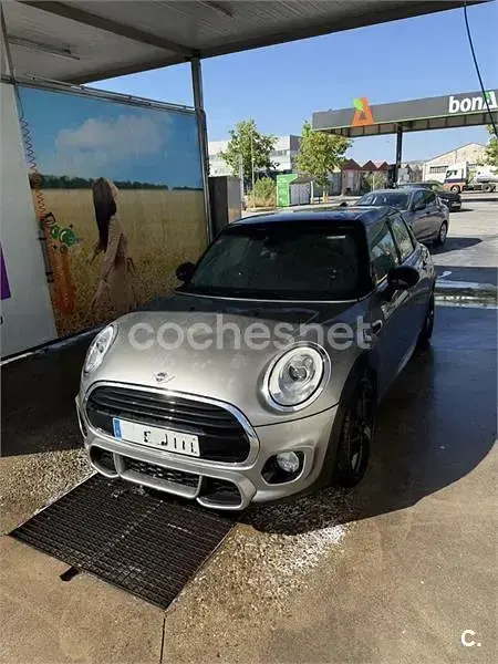 Usado Mini Cooper 136 CV (100 kW) 2018 Gris / plata Utilitario