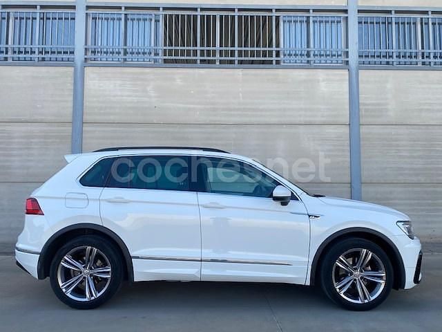 Blanco Usado 2020 VW Tiguan R-line SUV | 27.990 € (Precio justo) - Imagen 1/4