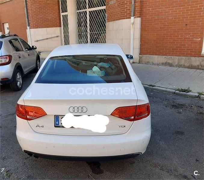 Blanco Usado 2011 Audi A4 Berlina | 8000 € (Precio justo) - Imagen 1/4