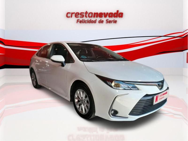 Usado Toyota Corolla Active 125 CV (91 kW) 2022 Blanco Berlina