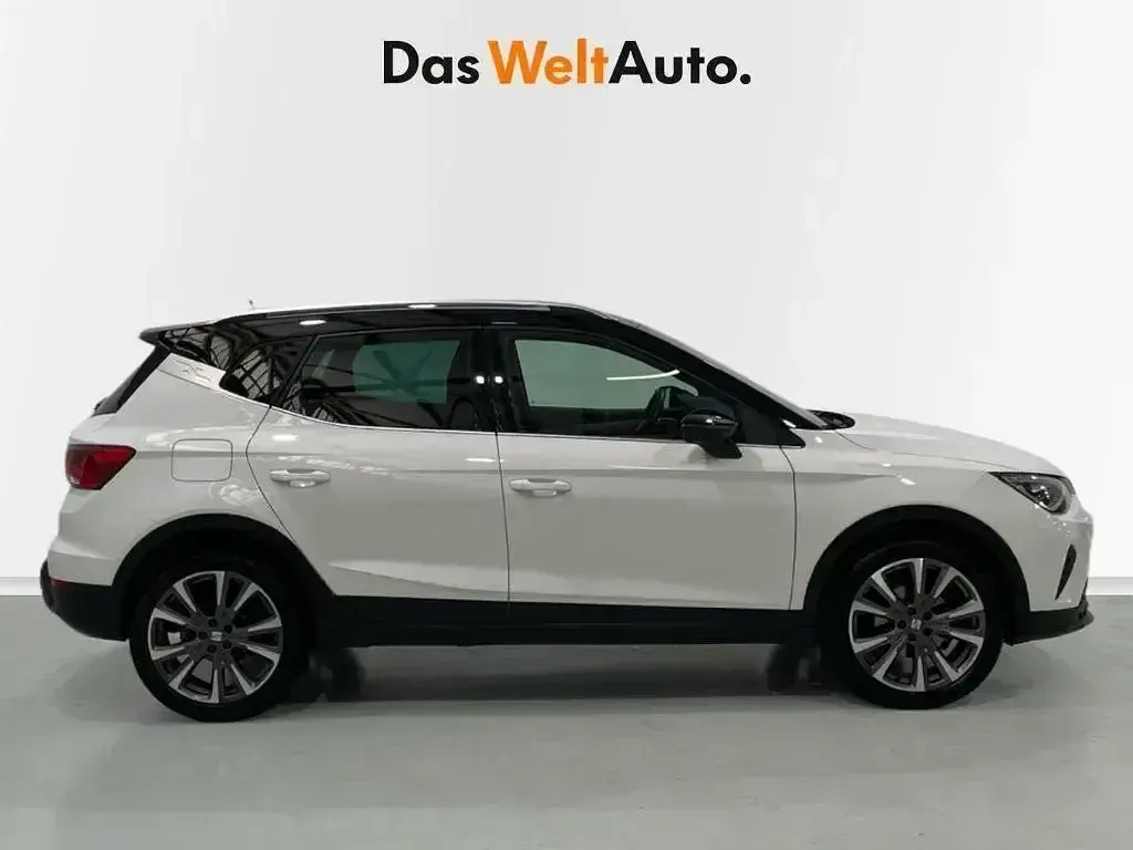 Usado Seat Arona FR 115 CV (84 kW) 2025 Blanco SUV