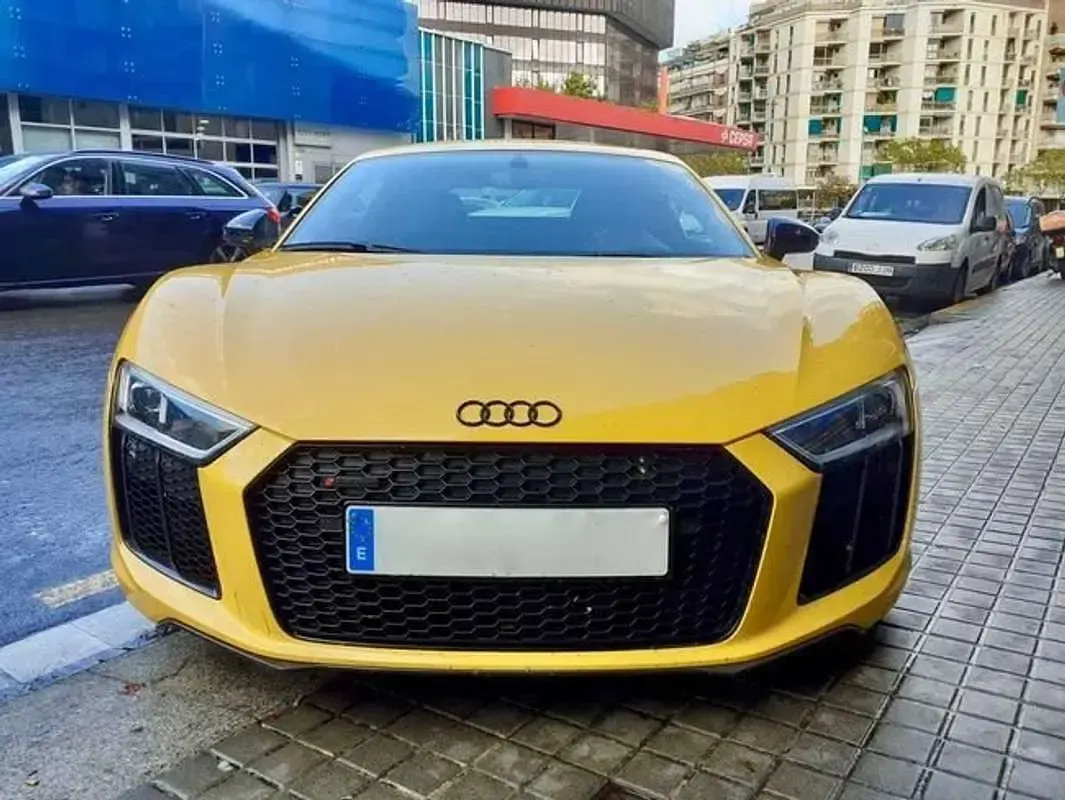 Usado Audi R8 Coupé 610 CV (448 kW) 2016 Amarillo Coupe