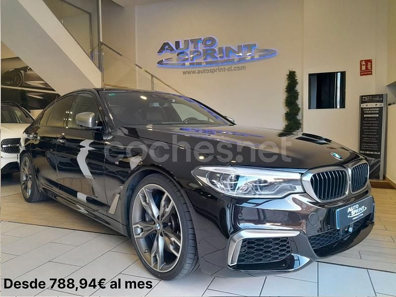 Negro Usado 2017 BMW M550 Comfort Edition Berlina | 49.990 € - Imagen 1/4