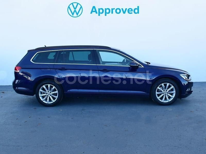 Usado VW Passat Advance 150 CV (110 kW) 2019 Azul Familiar