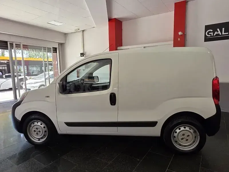 Usado Peugeot Bipper Access 75 CV (55 kW) 2014 Blanco Monovolumen