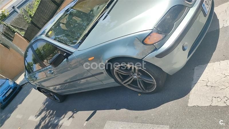 Azul Usado 2002 BMW 320 Berlina | 2300 € (Buen precio) - Imagen 1/4