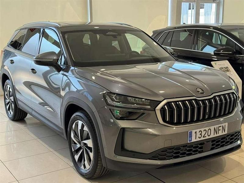 Nuevo 2025 Skoda Kodiaq SUV | 43.490 € (Precio justo) - Imagen 1/4