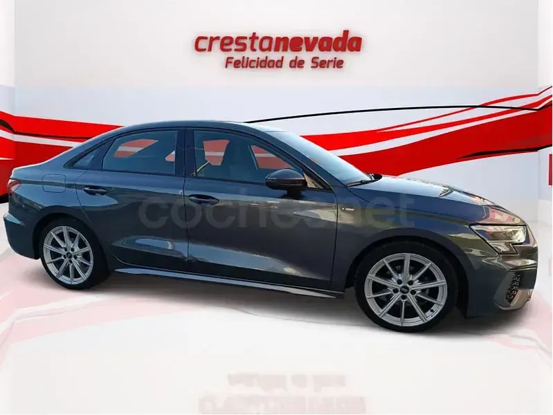 Usado Audi A3 S-Line 150 CV (110 kW) 2021 Gris / plata Berlina