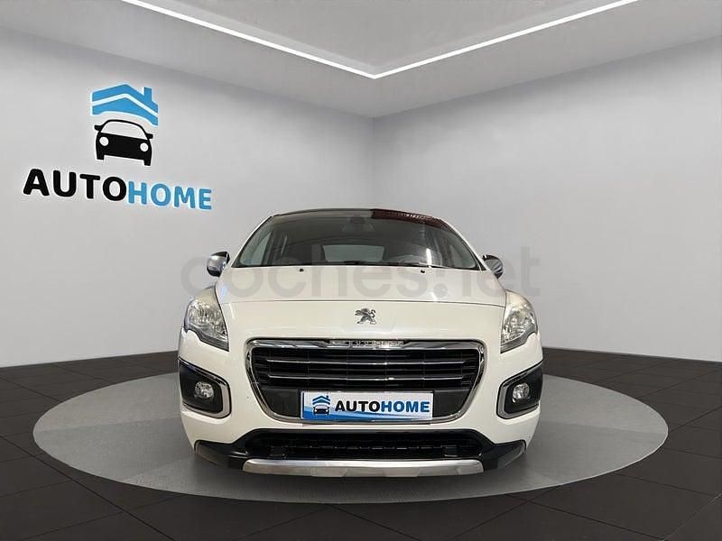 Usado Peugeot 3008 Style 120 CV (88 kW) 2015 Blanco Familiar