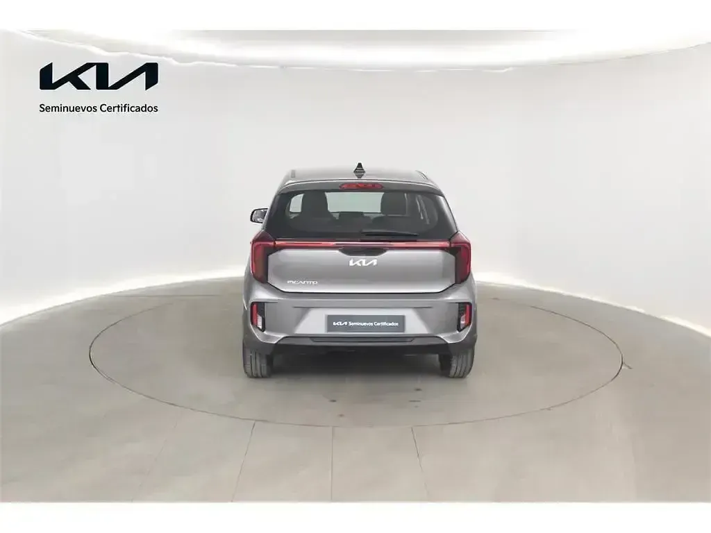 Usado Kia Picanto 63 CV (46 kW) 2025 Gris Utilitario