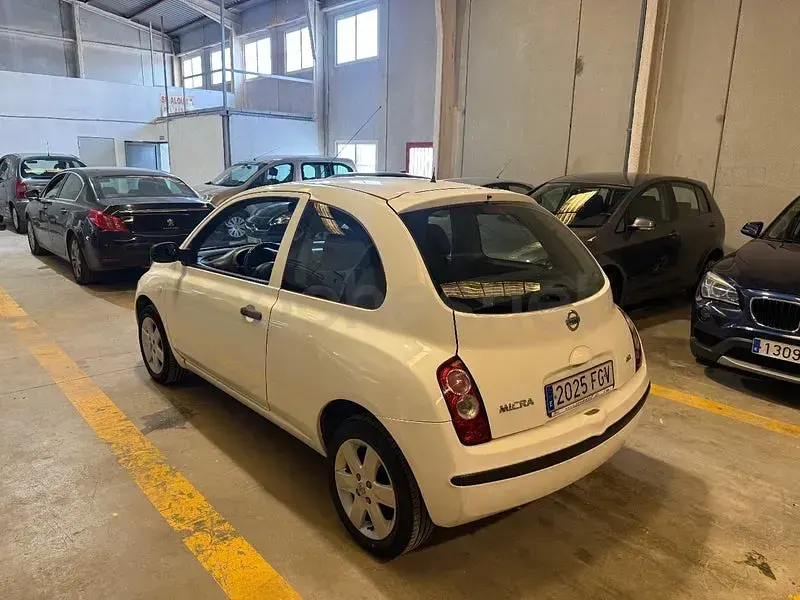 Usado Nissan Micra Tekna 86 CV (63 kW) 2007 Blanco Berlina