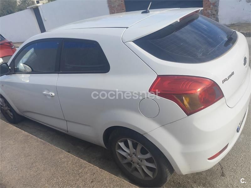 Brugt Kia ProCeed Active 115 HK (84 kW) 2009 Hvid Hatchback