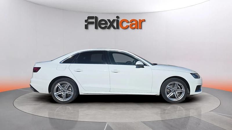 Usado Audi A4 Advanced Plus 163 CV (119 kW) 2024 Blanco Familiar