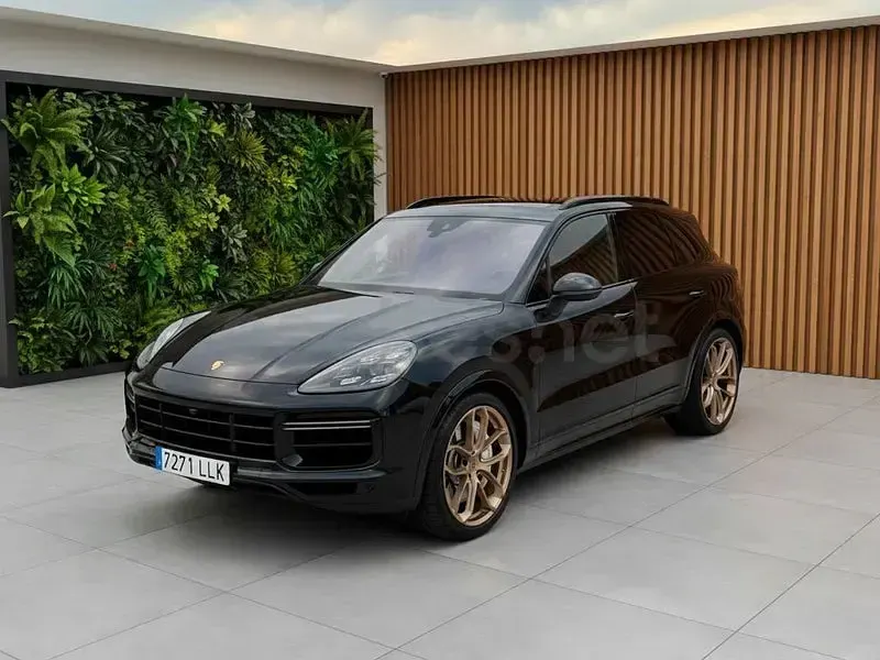 Usado Porsche Cayenne Turbo 550 CV (404 kW) 2020 Negro SUV