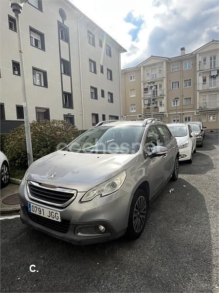 Gris / plata Usado 2015 Peugeot 2008 Allure SUV | 8000 € (Buen precio) - Imagen 1/2