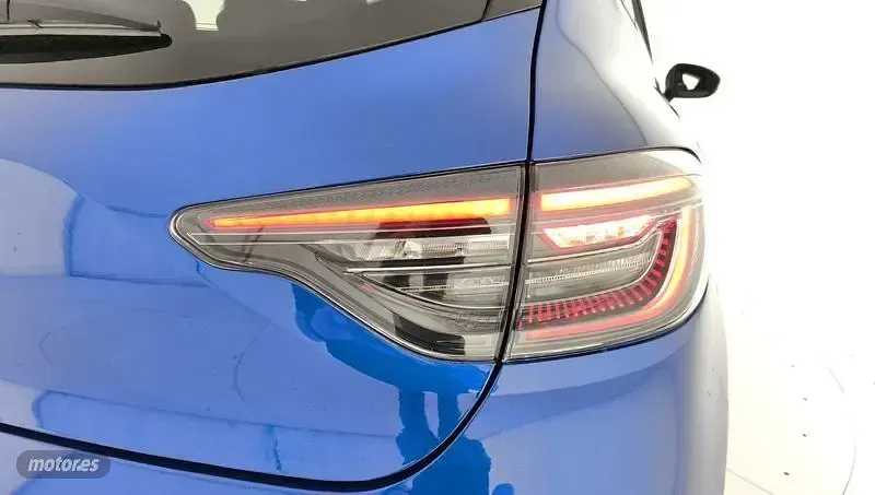 Usado Renault Clio V 100 CV (73 kW) 2025 Azul Berlina