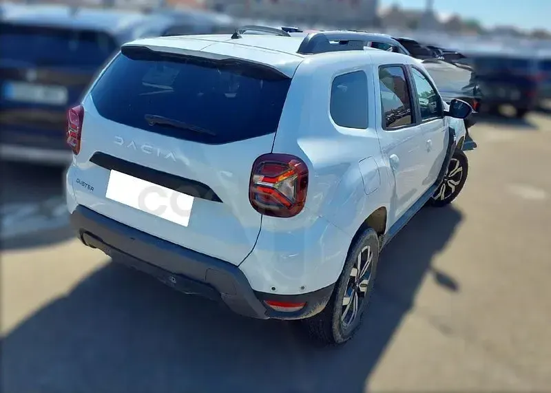 Usado Dacia Duster Journey 115 CV (84 kW) 2023 Blanco SUV