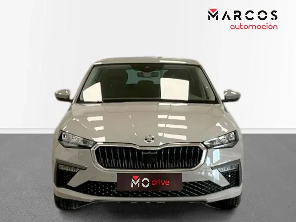 Usado Skoda Scala Selection 115 CV (84 kW) 2024 Utilitario