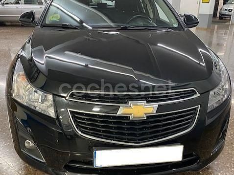 Usado Chevrolet Cruze LTZ 163 CV (119 kW) 2012 Negro Familiar