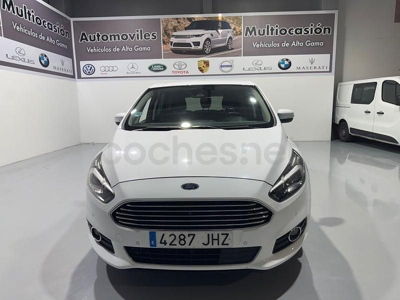 Usado Ford S-MAX Titanium 140 CV (102 kW) 2015 Blanco Monovolumen