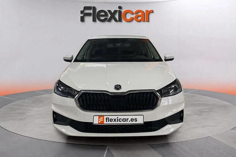 Usado Skoda Fabia Style 110 CV (80 kW) 2022 Blanco Utilitario