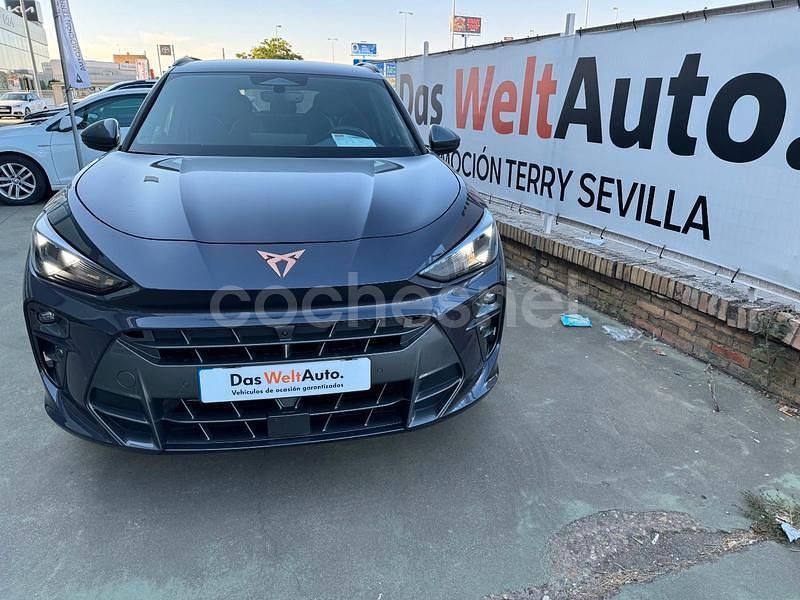 Verde Usado 2024 Cupra Terramar SUV | 39.900 € (Precio justo) - Imagen 1/4