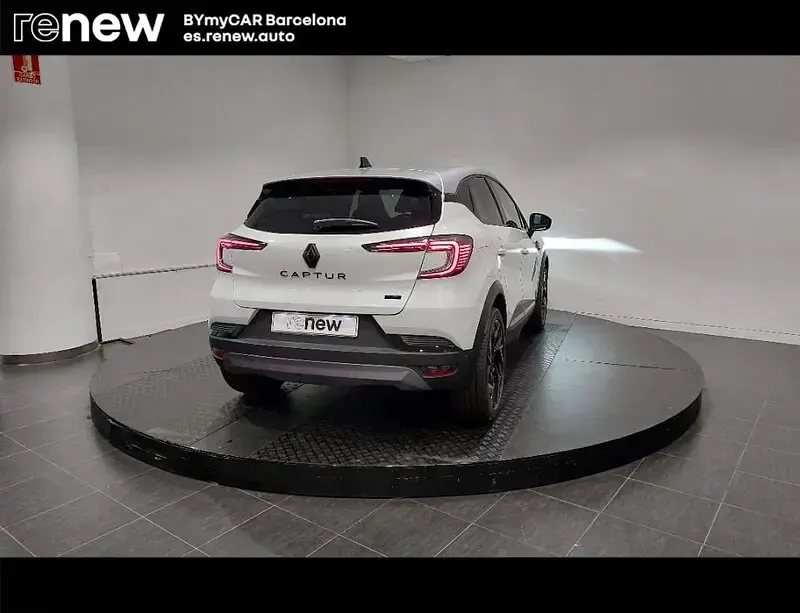 Usado Renault Captur Esprit Alpine 145 CV (106 kW) 2025 Blanco SUV